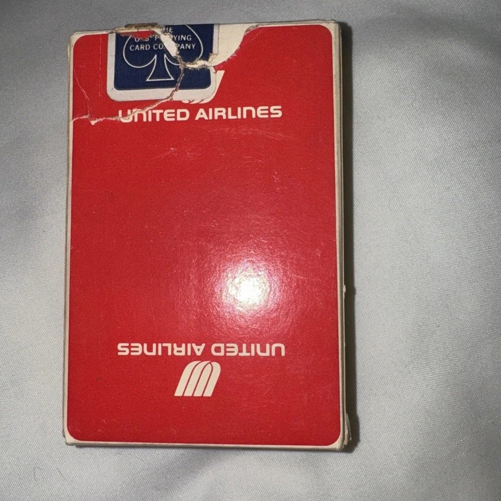 VINTAGE  DECK OF PLAYING‎ CARDS  UNITED  AIRLINES AIRPLANE  RED BOX